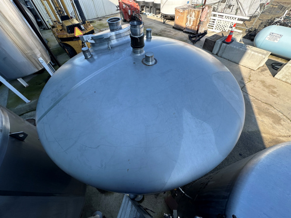 sanitary stainless steel tank